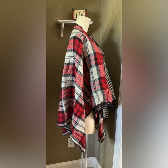Apt 9 Cape/ Wrap Jacket Reversible Ruana Houndstooth Plaid one size - Picture 9 of 13